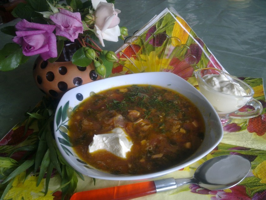 Зелёный борщ с щавелем