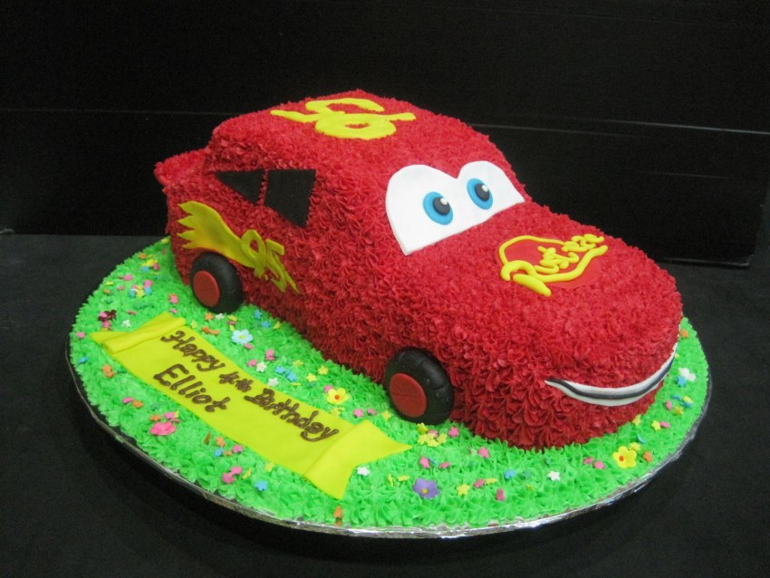 Торт молния Маккуин грузовик