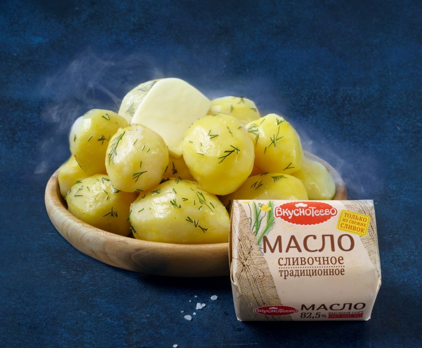 Картошка с укропом и маслом и чесноком