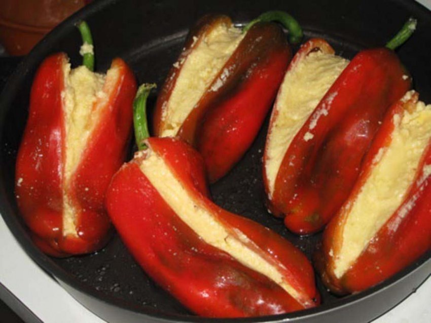 Перец фаршированный сыром