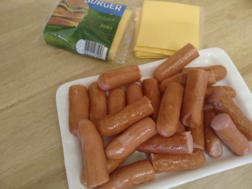 Кляр для сосисок в тесте