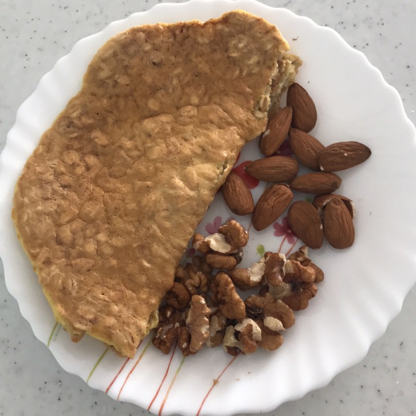 Шиповник с грецкими орехами