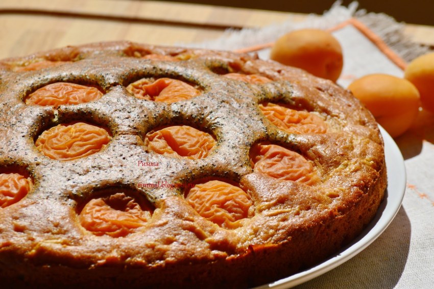 Вкусный пирог с абрикосами