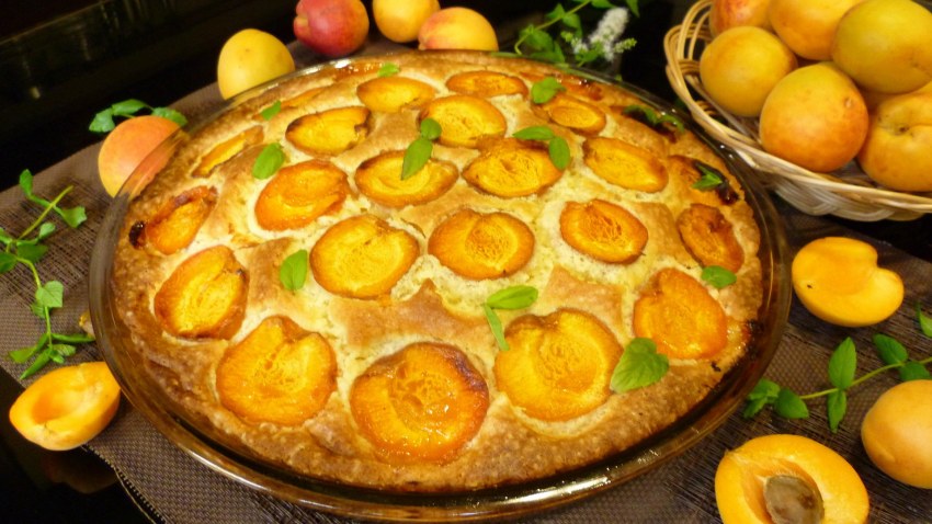 Вкусный абрикосовый пирог