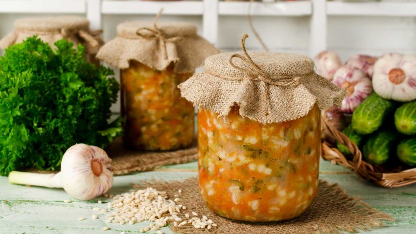 Суп с солёными огурцами