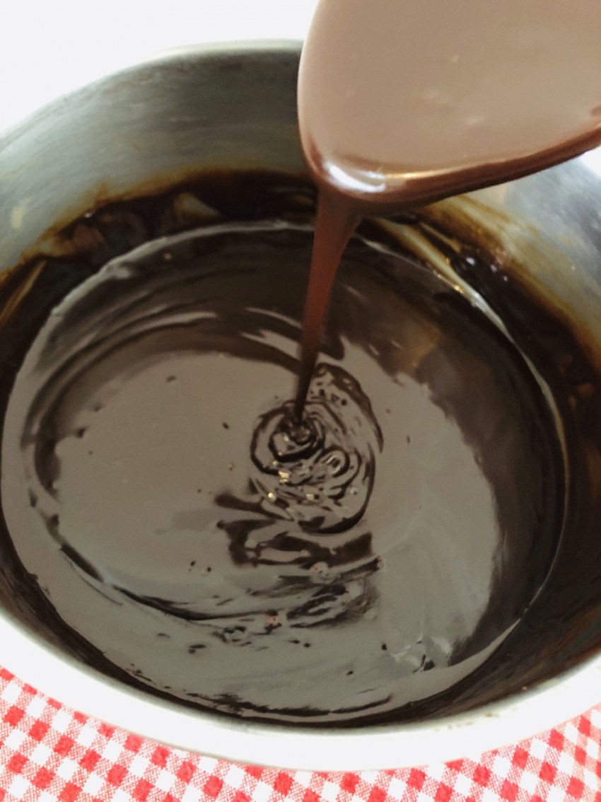 Конфеты леди ночь с черносливом Акконд