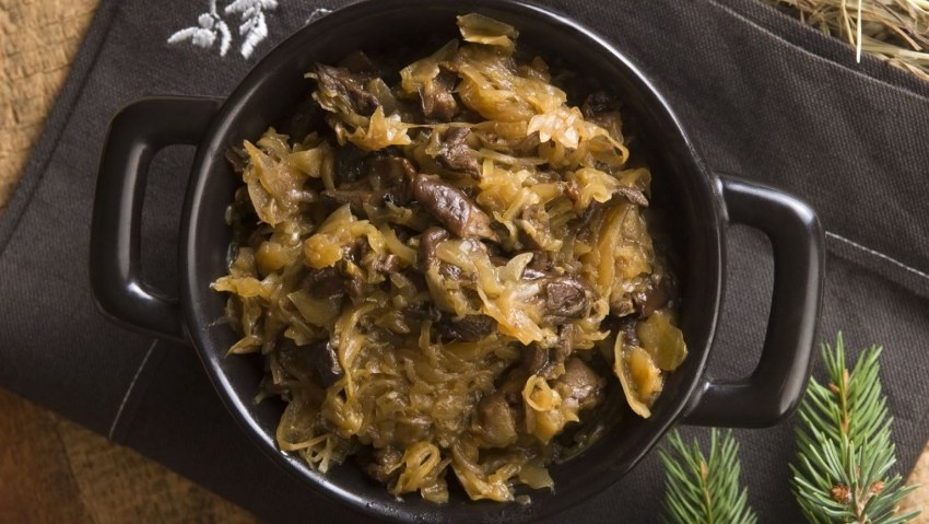 Савойская капуста с грибами