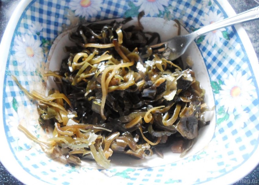 Салат морская капуста с овощами