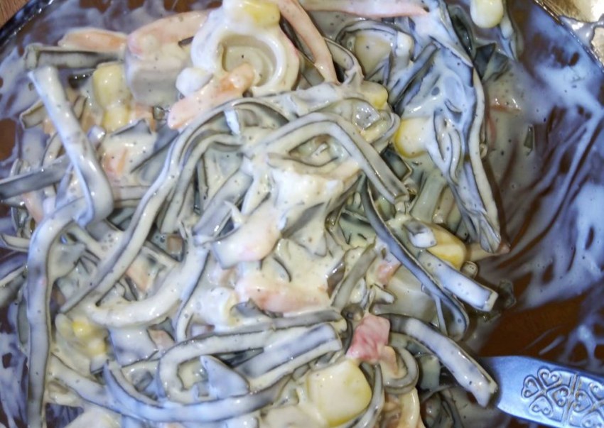 Морская капуста с майонезом