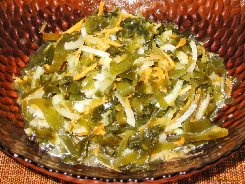 Салат с морской капустой