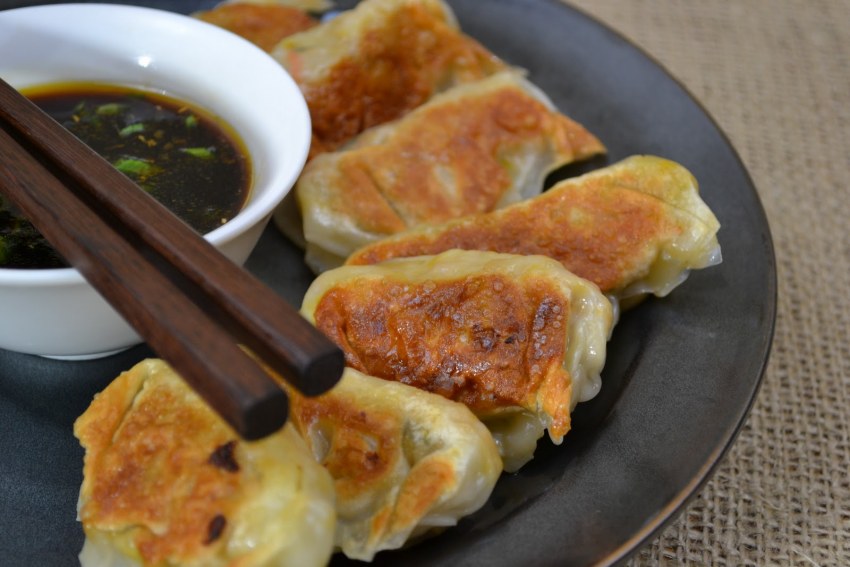 Гедза (Геза) с мясным фаршем