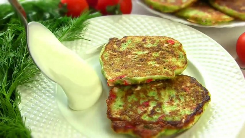 Кабачковые оладьи с сыром