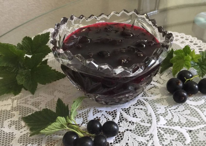 Красивый пирог с ягодами