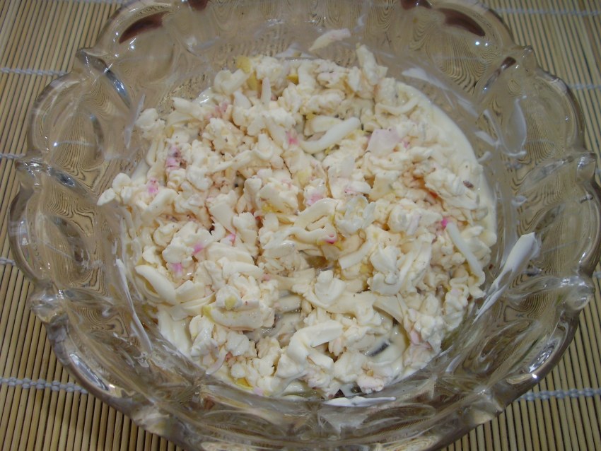Слоёный салат с рисовой бумагой