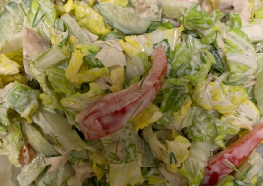 Салат с пекинской капустой