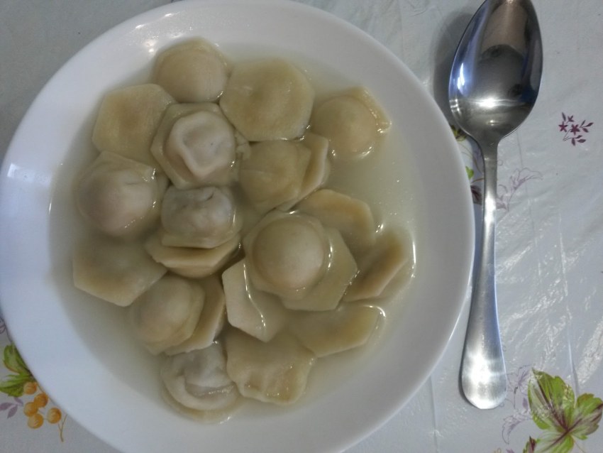 Слипшиеся пельмени