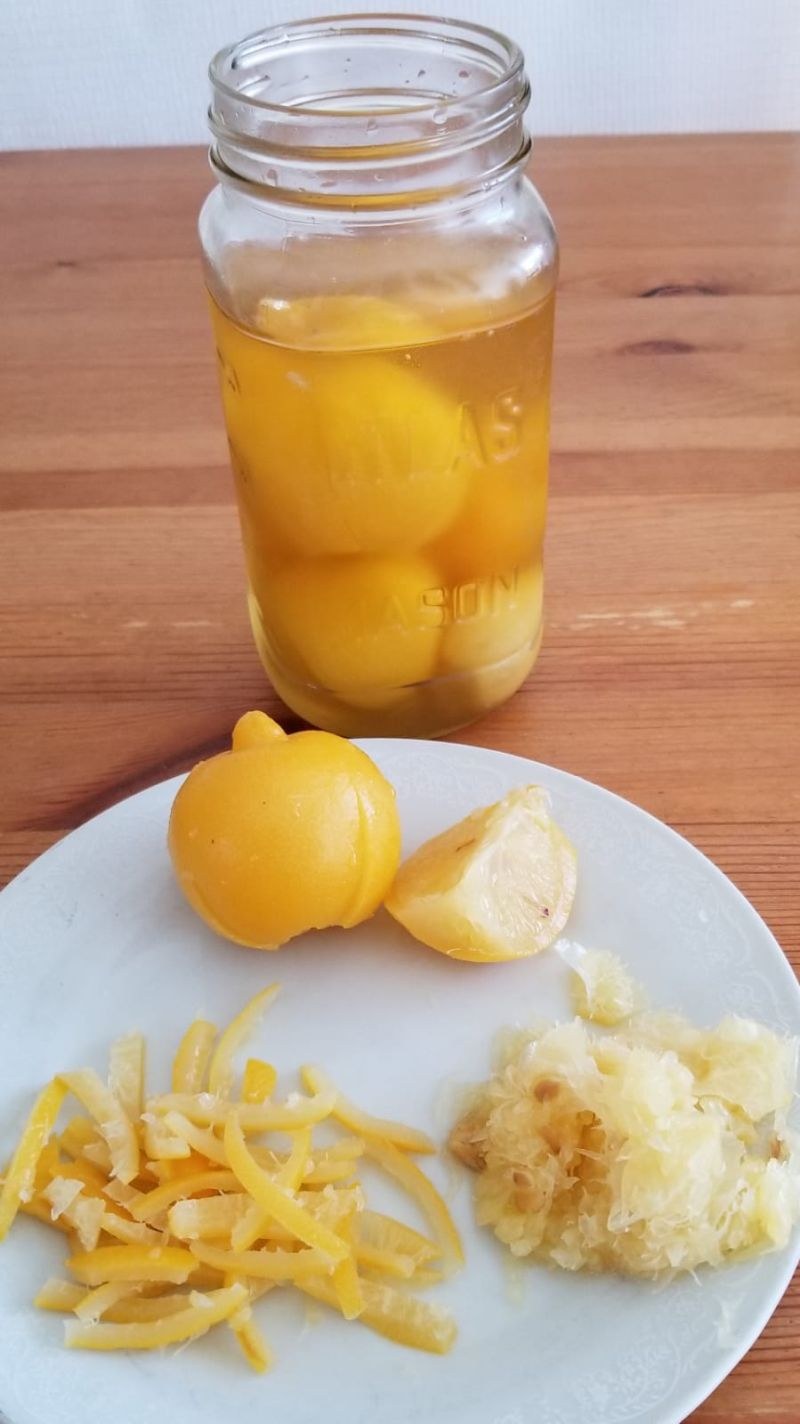 Маринованный лимон