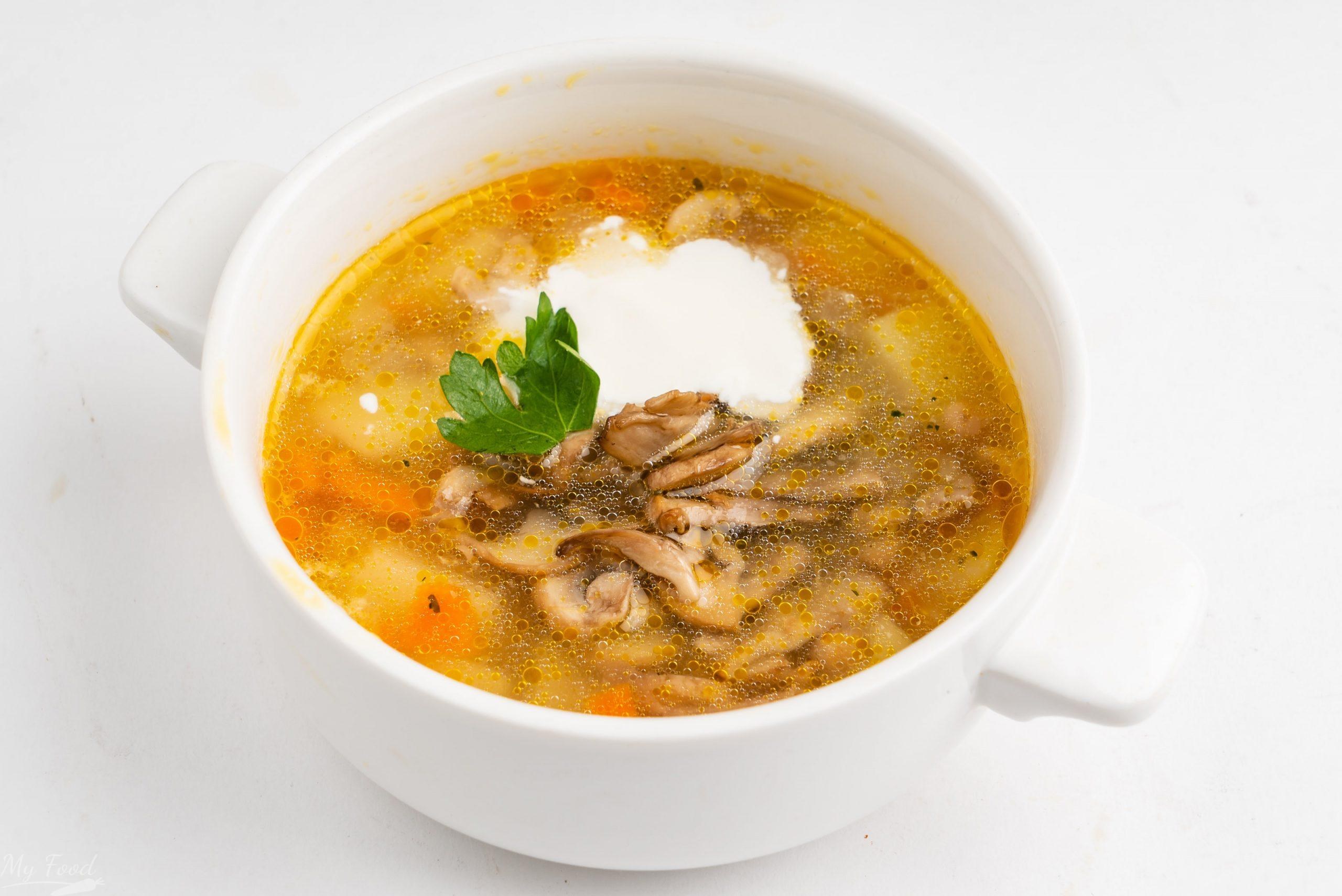 Суп с грибами. Грибной суп. Для супа. Суп с белыми грибами. Суп перловый с грибами.