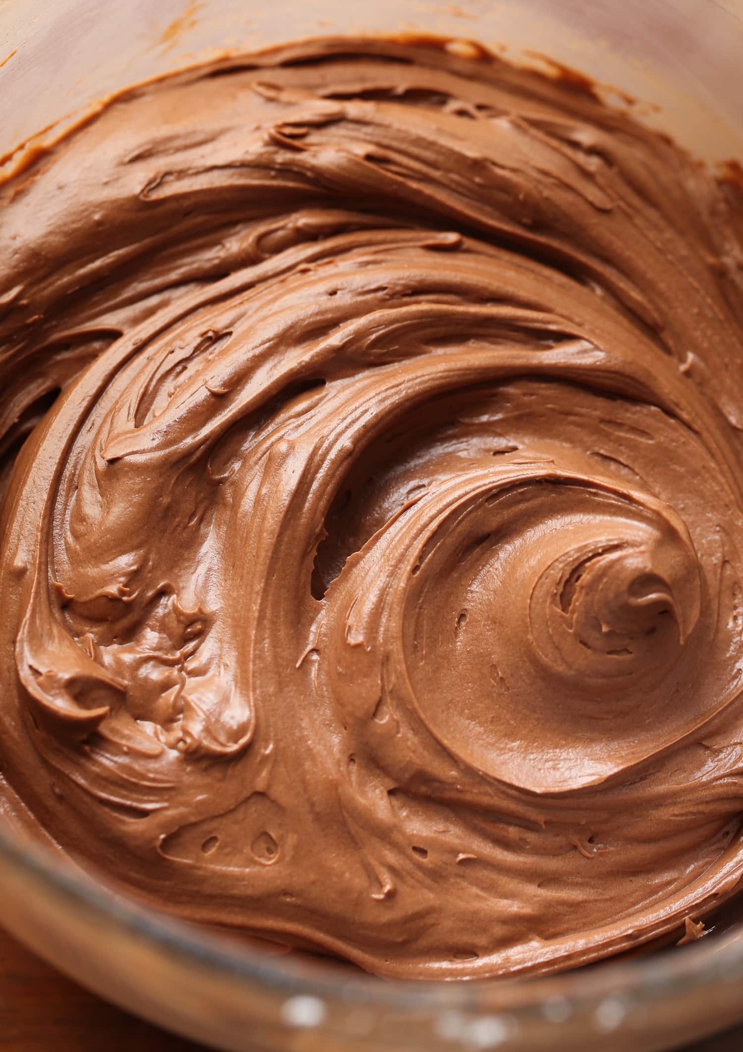 Чиз с шоколадом. Шоколадный крем чиз. Шоколадный торт с кремом чиз. Крем чиз с шоколадом. Karem Chikolate.