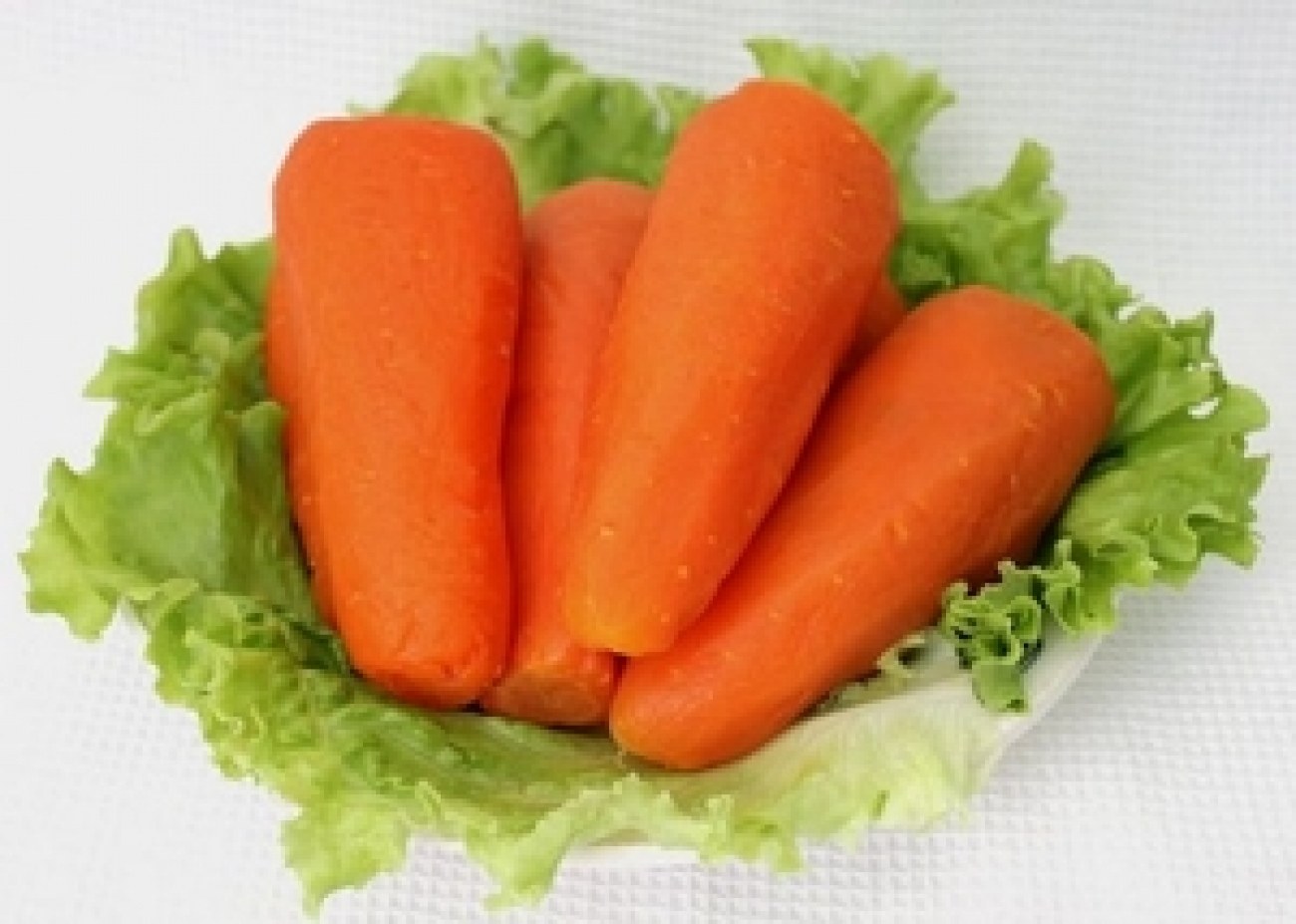 Морковь отварная состав. Морковь отварная. Вареная морковка. Морковь неочищенная. Морковь очищенная.