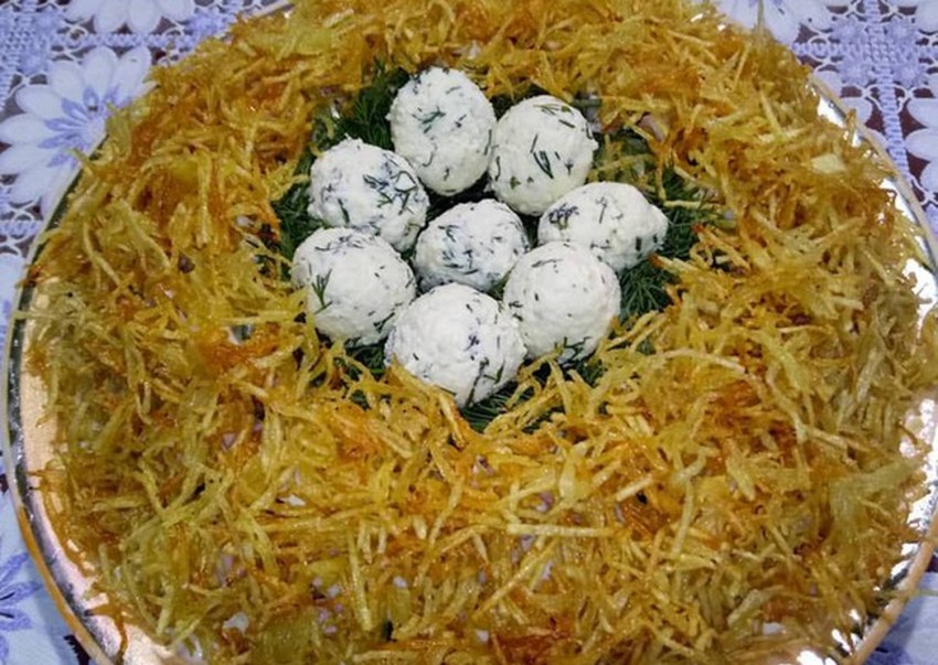 Салат глухариное гнездо классический