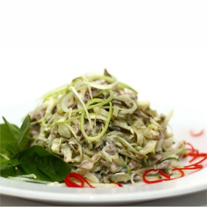 Салат с языком и соленым огурцом