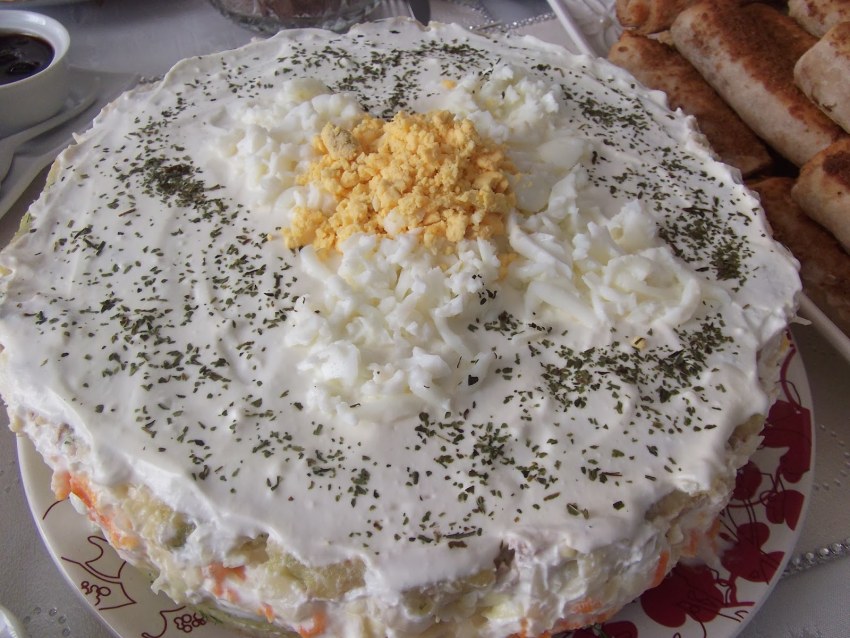 Нежный салат с куриной грудкой