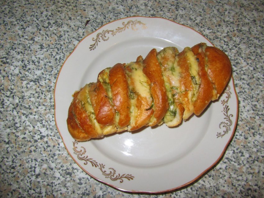 Закуска на батоне