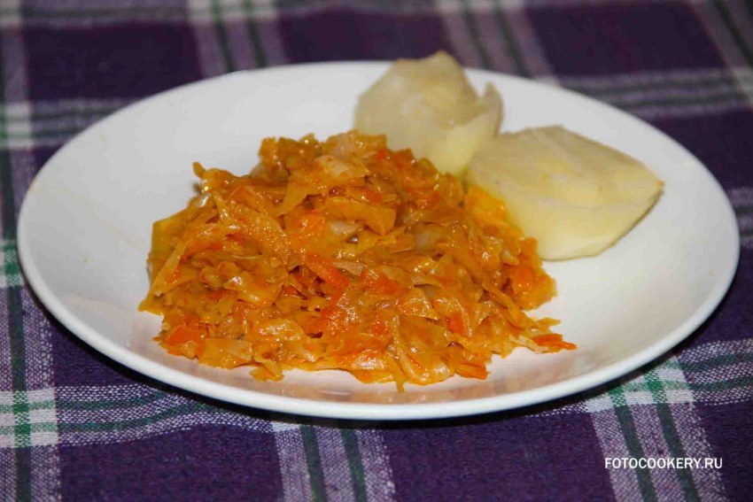 Капуста тушеная со свининой