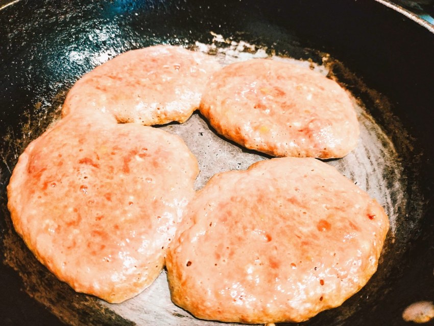 Мясные оладьи из фарша
