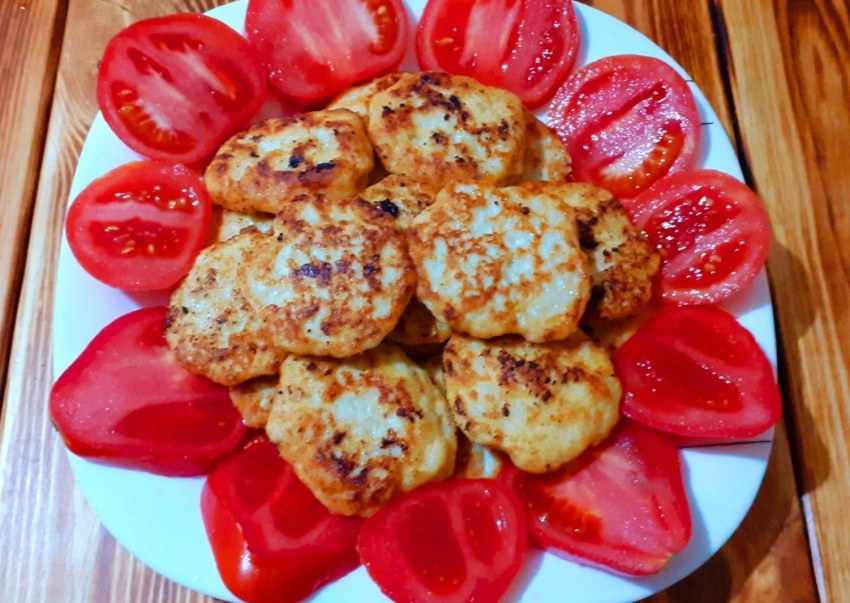 Котлеты куриные из фарша с маеуой