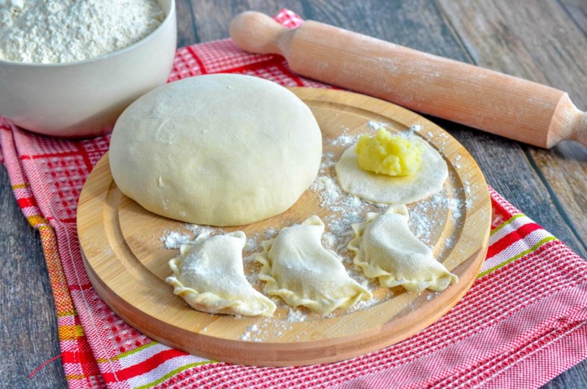 Тесто для пельменей на кипятке