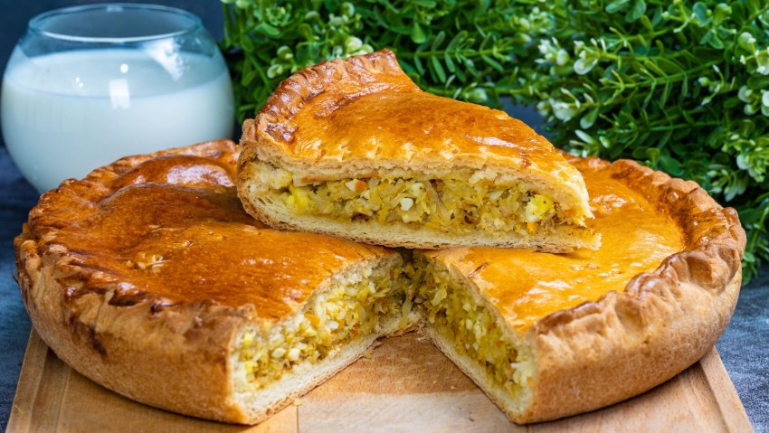 Закрытый пирог с капустой