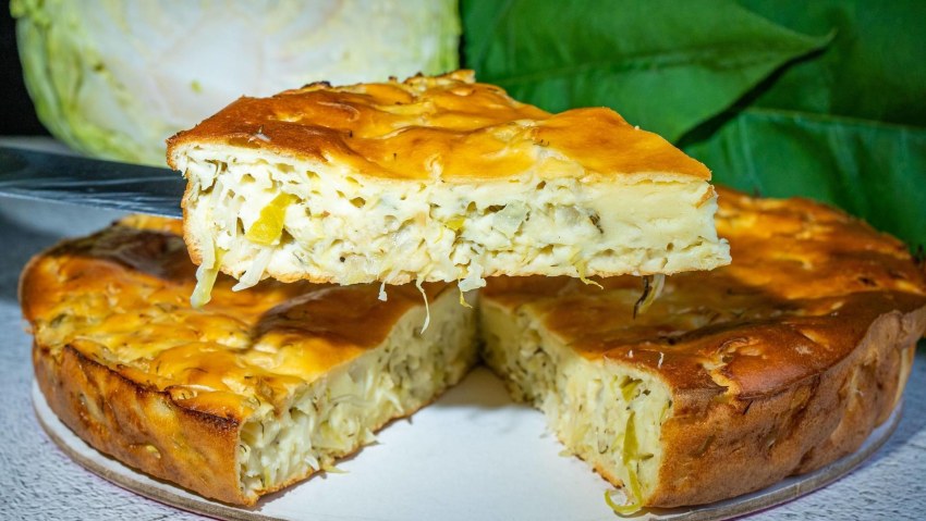 Пирог с капустой на сковороде