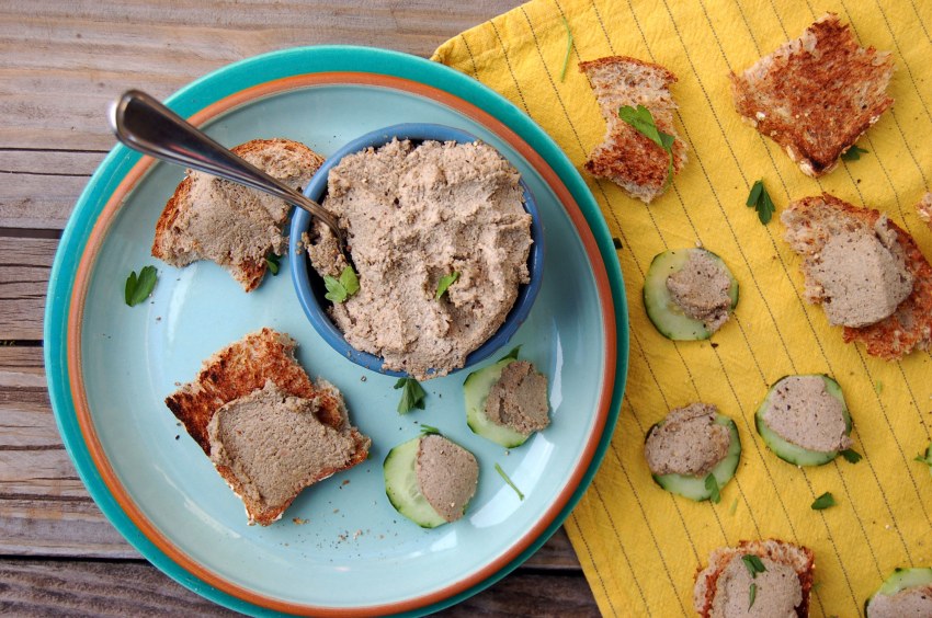 Паштет из куриной печени с грибами