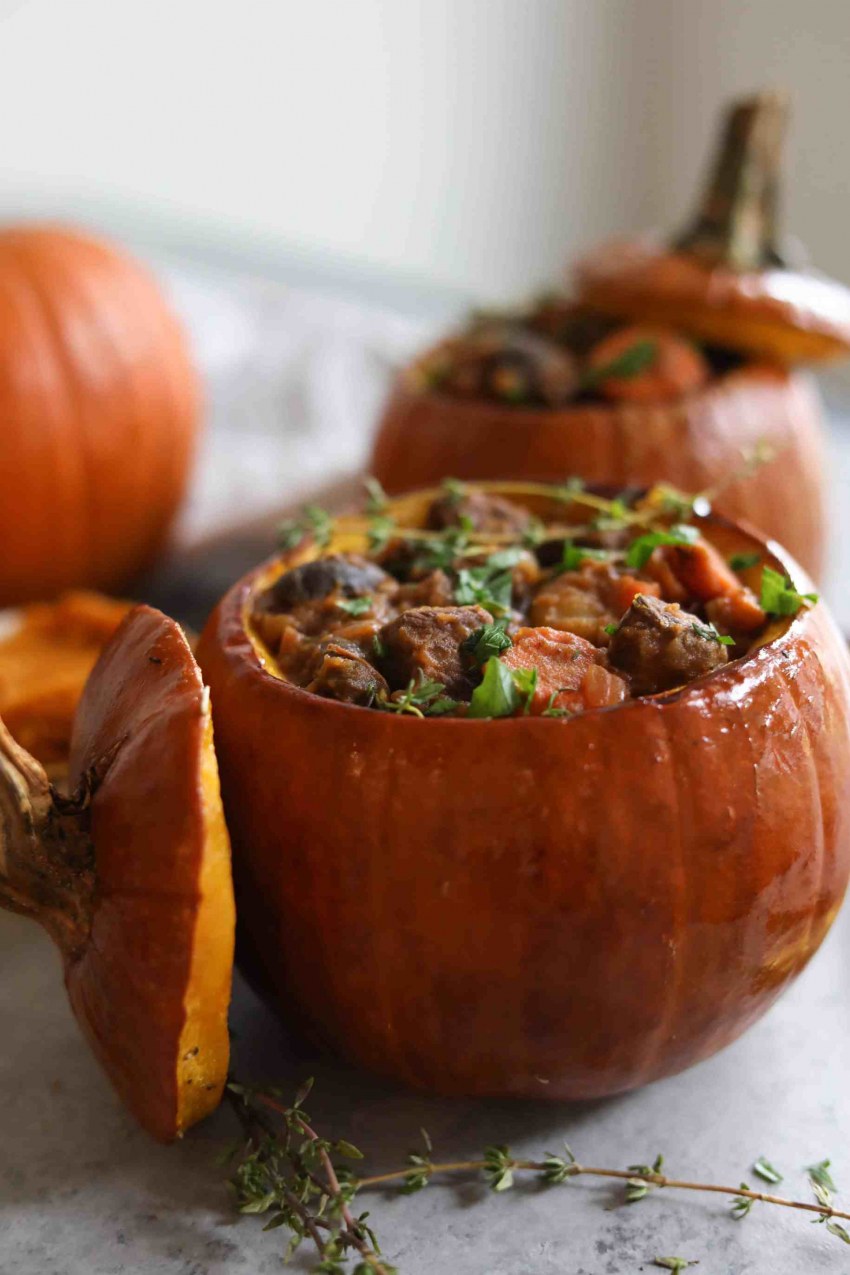 Мясо в тыкве в духовке