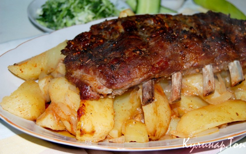 Рёбрышки с картошкой