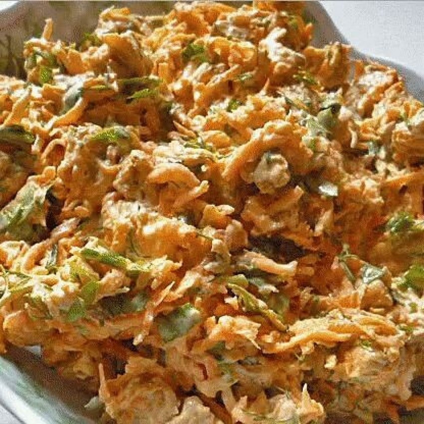 Салат папоротник с морковкой и грибами