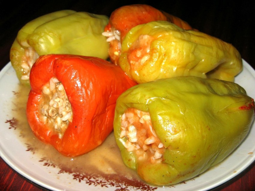 Голубцы и перец фаршированный