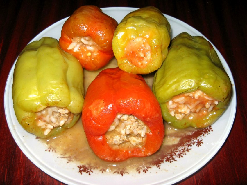 Фаршированные перцы с рисом