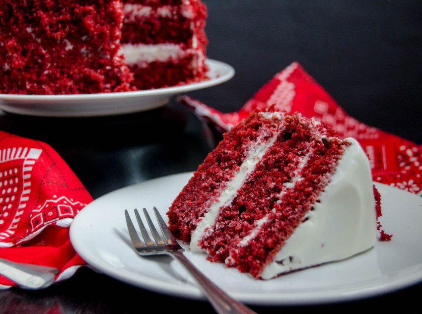 Торта "красный бархат" (Red Velvet).