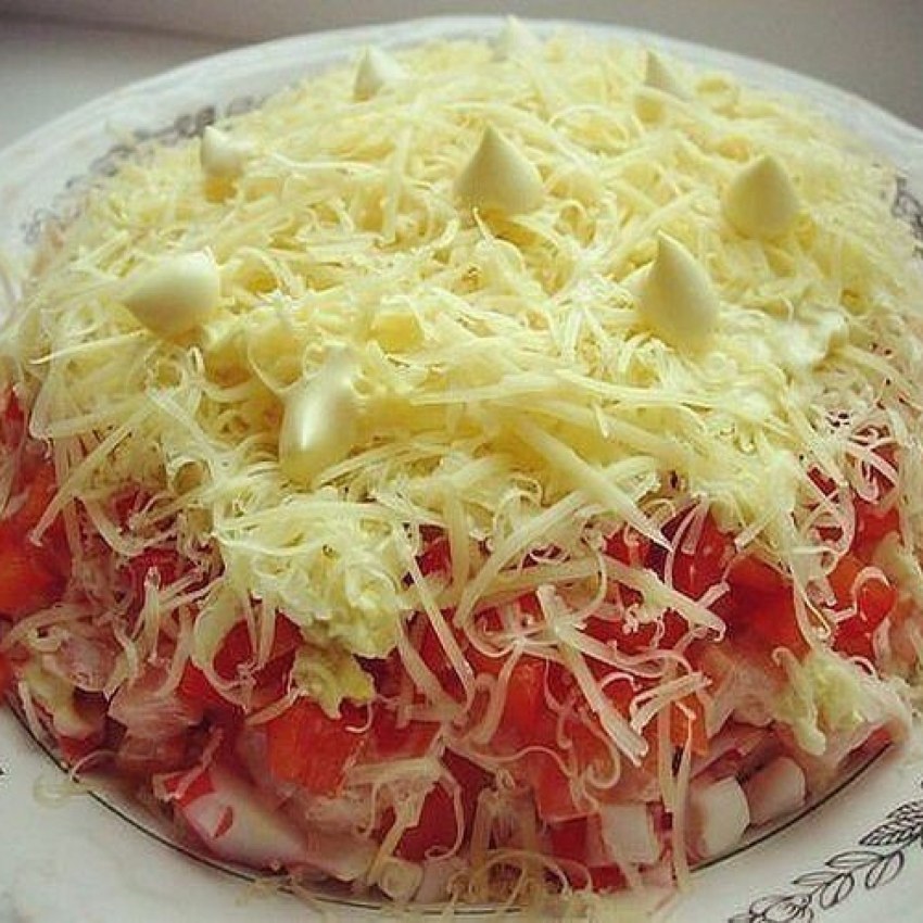 Слоёный салат "песцовая шубка"