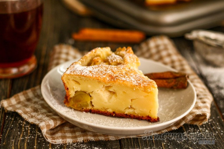 Песочный пирог с творогом и яблоками