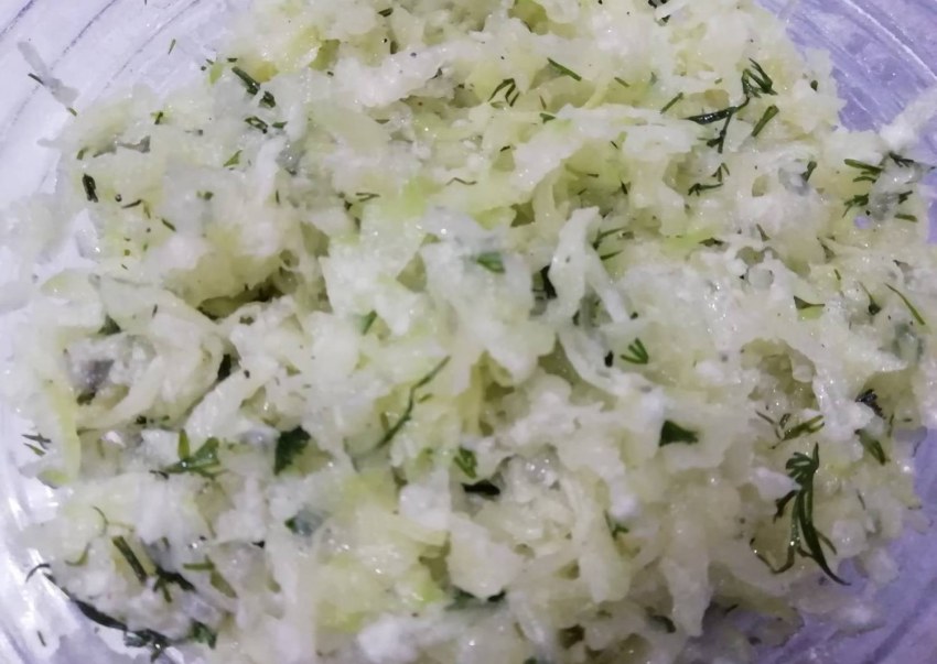 Салат с черной редькой