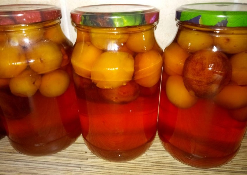 Компот из нектаринов