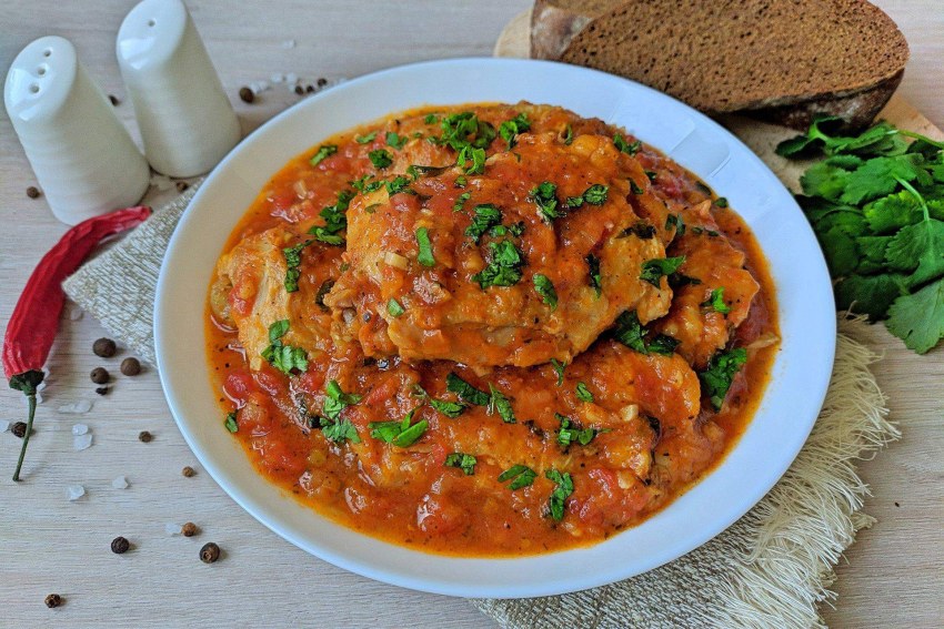 Чахохбили из курицы с макаронами