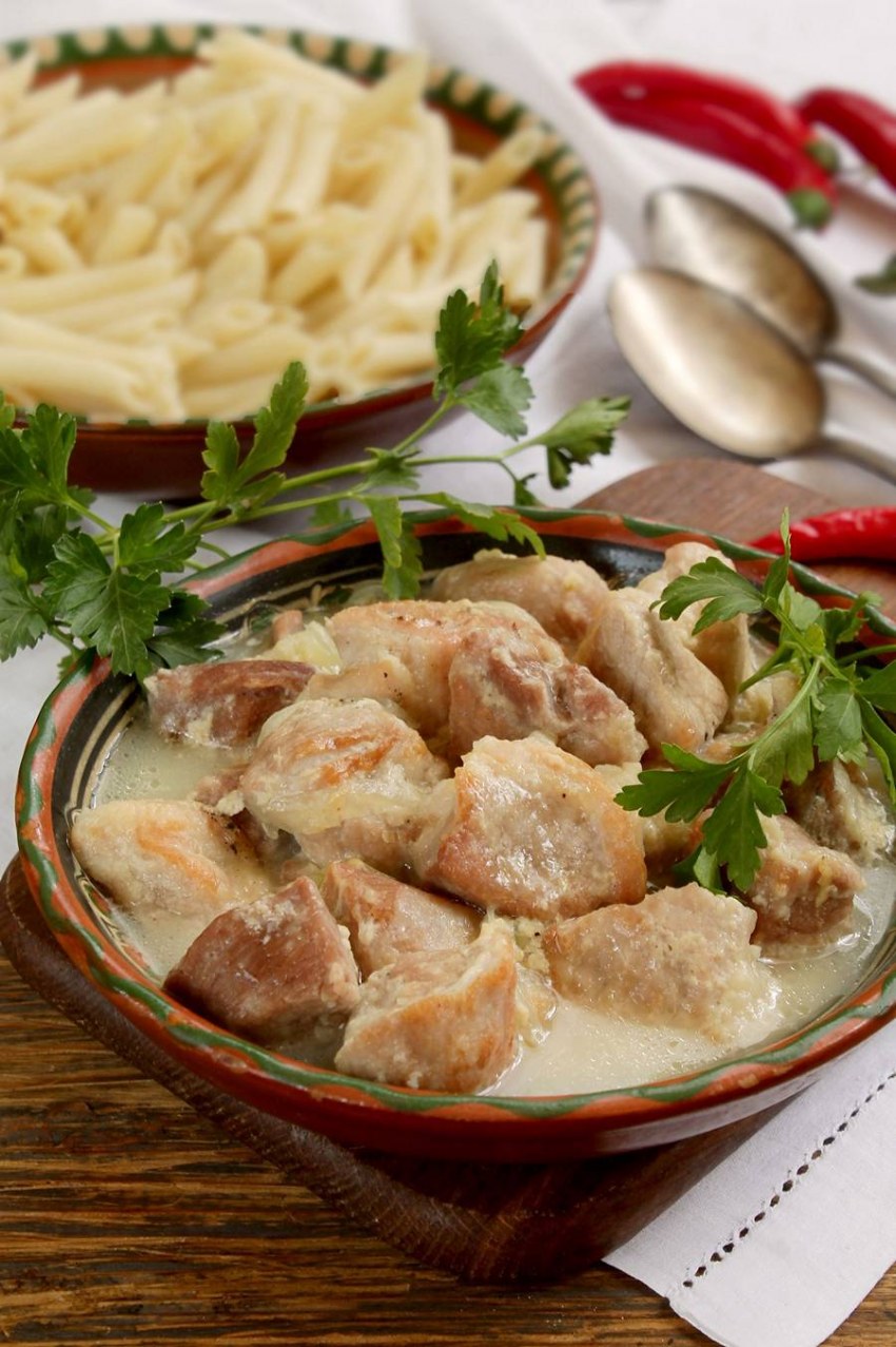 Мясо тушеное в молоке