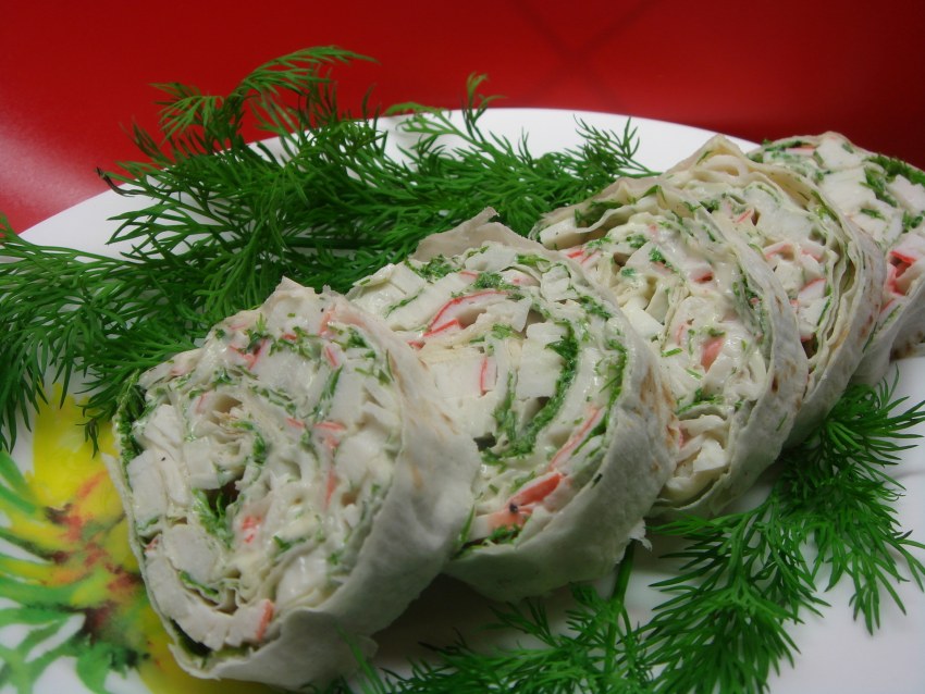 Вкусные рулеты из лаваша