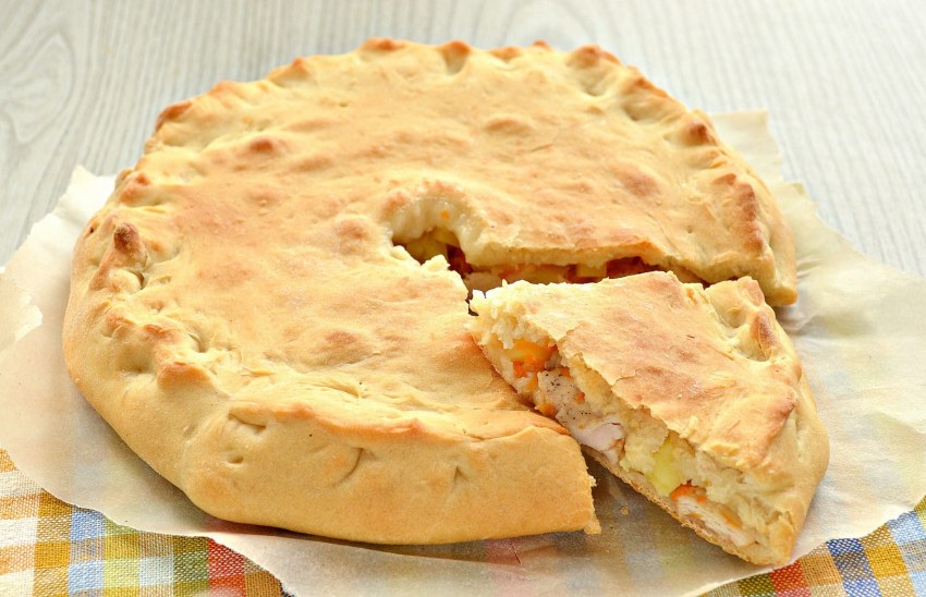 Пирог с курицей и картошкой