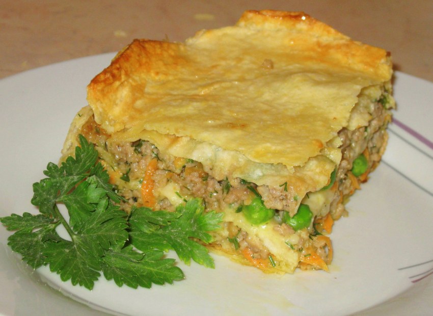 Пирог из лаваша с мясом